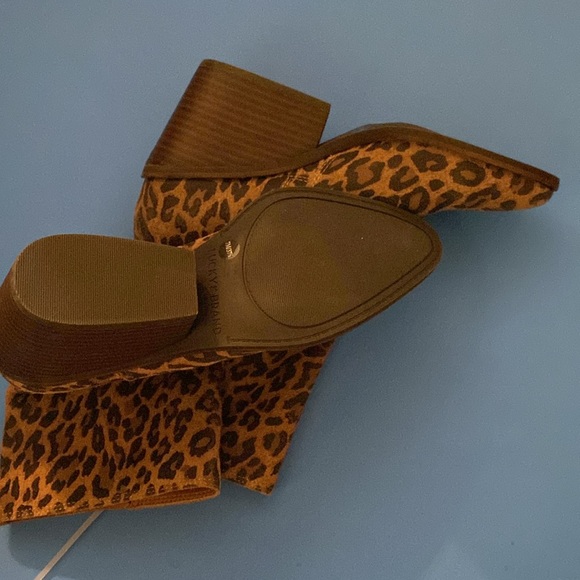 Lucky Brand Leather Leopard Booties with Side Zipper, Size 7M NEW - Picture 10 of 12